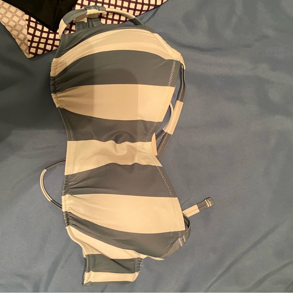 Bathing suit top